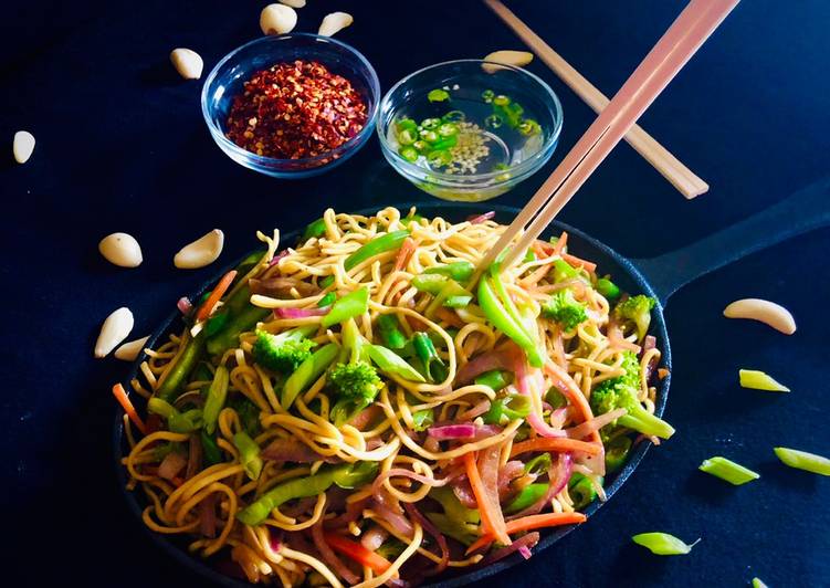 Recipe of Delicious Veg Hakka Noodles