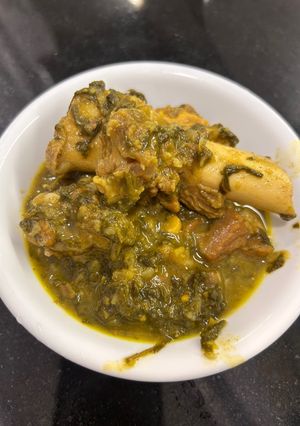 A picture of Palak Mutton.