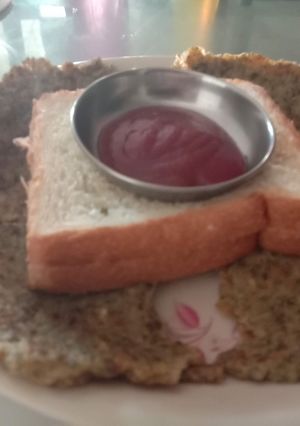 A picture of Moong daal chilla.