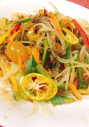 Hình của món Gỏi sò huyết Thái.