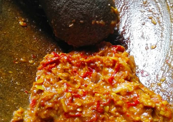 Sambal pecel lele (sambal ulek)