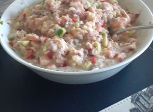 Una foto de Ceviche multicolor!