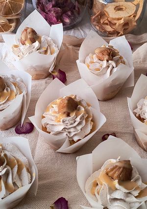 Una foto de Cupcakes de castaña rellenos