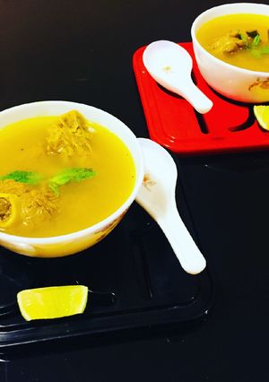 A picture of Winter special mutton soup.