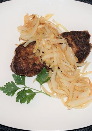A picture of Breaded and Onion-Smothered Beef Liver Fillets, Jon Style.
