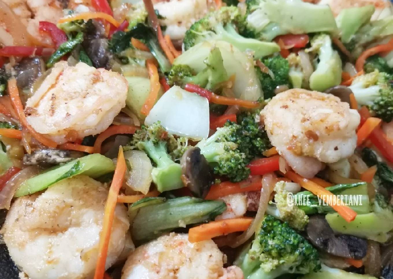 Tumis Udang BaPut Jahe (Garlic & Ginger Shrimp Stir Fry)