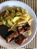 Costelinha de porco ao molho barbecue