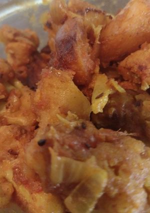 আলু কপির তরকারি (aloo kopir tarkari recipe in Bengali) রেসিপির প্রধান ছবি