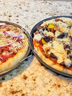 Pizza kala biyu ainihin hoton girkin