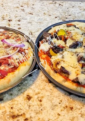 Pizza kala biyu ainihin hoton girkin