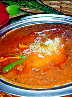 கருப்பு உளுந்து பட்டர் மசாலா (Karuppu ulunthu butter masala recipe in tamil) செய்முறை முக்கிய புகைப்படம்