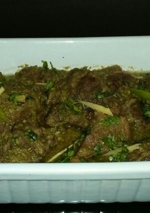 A picture of 💚Green Beef Karahi 💚Dhaba Style.