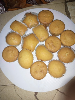 A picture of Vanilla cupcakes.