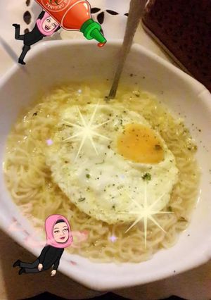 صورة لوصفة اندومي بالبيض على طريقة اخي الصغير 😘😘😘