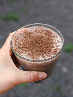 Una foto de Licuado de banana 🍌 y chocolate 🍫