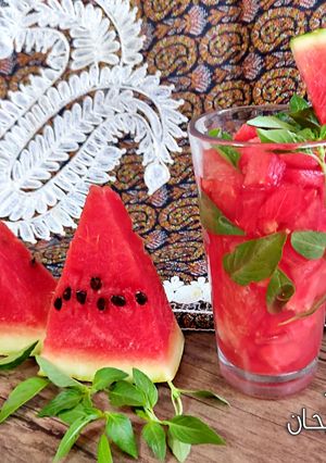 عکسی از دستور دِتاکس واتر هندوانه
