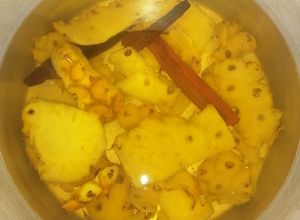 Una foto de ☕Té de cáscara de piña 🍍
