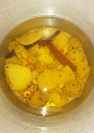 Una foto de ☕Té de cáscara de piña 🍍