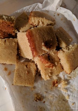 A picture of Honey Almond Corn Bread.