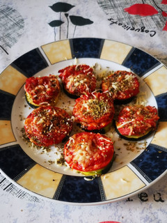 Una foto de Minipizzas de calabacín