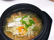 Gambar sup tauge korea