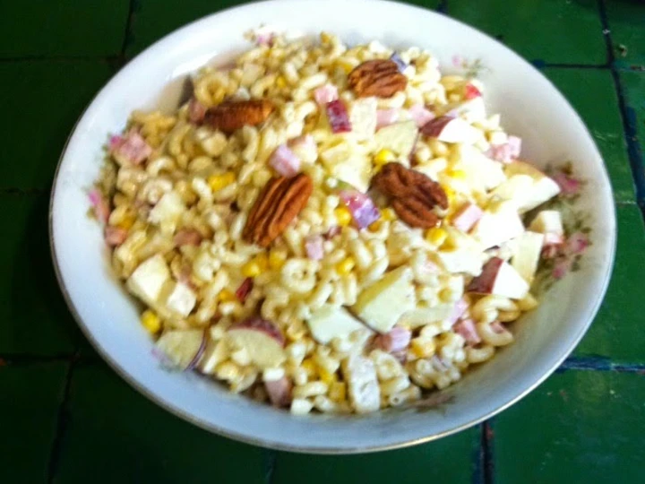 Receta Ensalada de coditos navideña  que Delicioso