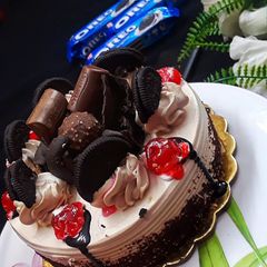 A picture of Oreo cake.