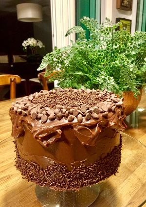 Foto de Bolo amanteigado com cobertura de chocolate