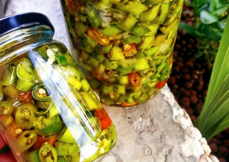 Peperoncini sott'olio