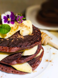 Una foto de Tortitas de Avena, Chocolate y Manzana a la Menta #singluten