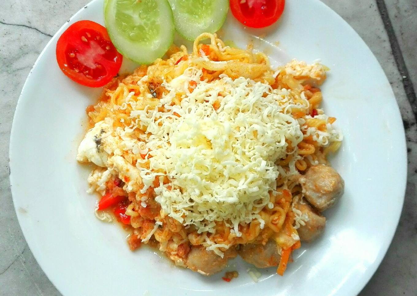 Mie geprek keju