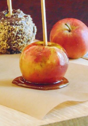 A picture of Bonfire Night Toffee Apples.