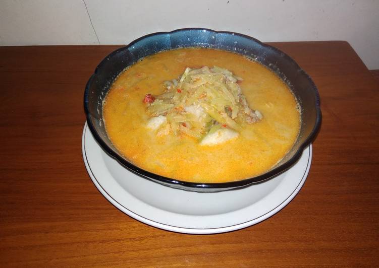 Resep Lontong Sayur Manisa yang Menggugah Selera