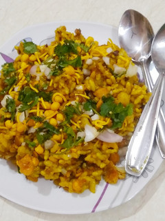 ભેળ (Bhel Recipe In Gujarati) રેસીપી મુખ્ય ફોટો