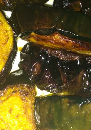 A picture of Brinjal fry.