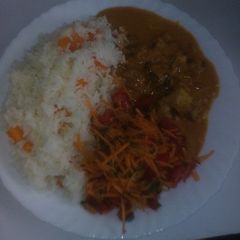 A picture of Chicken curry.