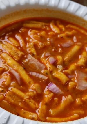 A picture of Khandeshi special Shev bhaji.