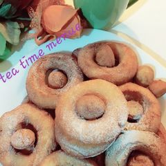 Simple donuts with my lovely tea A picture of Simple donuts with my lovely tea.