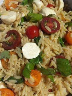 A picture of Caprese Orzo Salad.