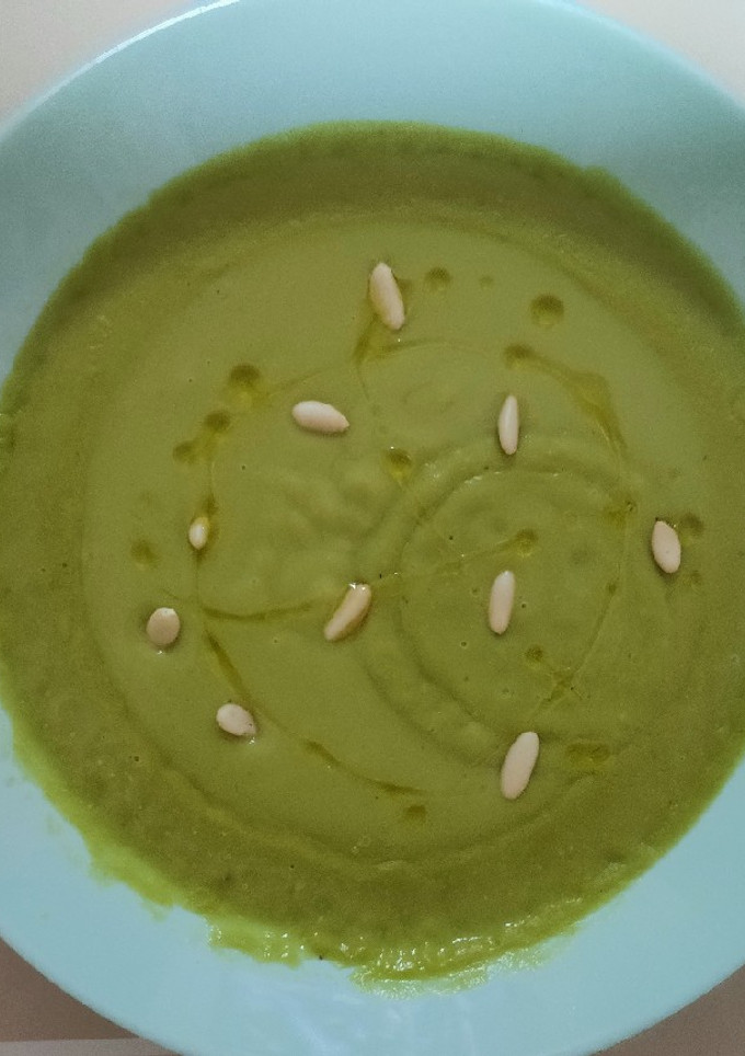 Una foto de Crema de espárragos