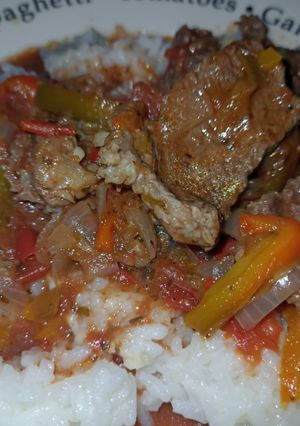Una foto de Arroz con estofado de paleta ❤️
