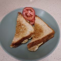 A picture of Bread omlette.