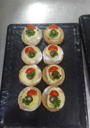 A picture of Artichoke canapes.