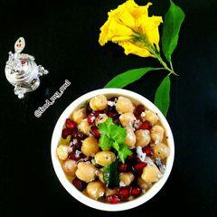 A picture of Chickpea Sundal.