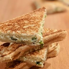 A picture of Paneer Mayo Sandwich.