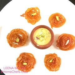 A picture of Jowar jalebi with rabdi.