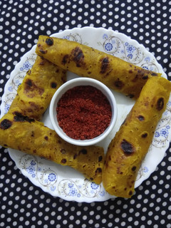 મસાલા થેપલા (Masala Thepla Recipe In Gujarati) રેસીપી મુખ્ય ફોટો