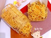 Gambar mie kremes pedas