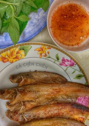 Hình của món Cá chèn chiên.