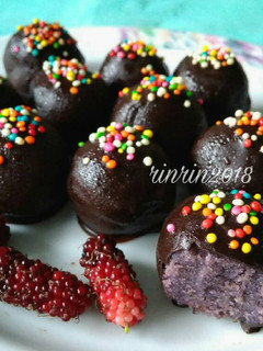 Foto resep Taro Chocolate Truffle / Taro Cake Pop